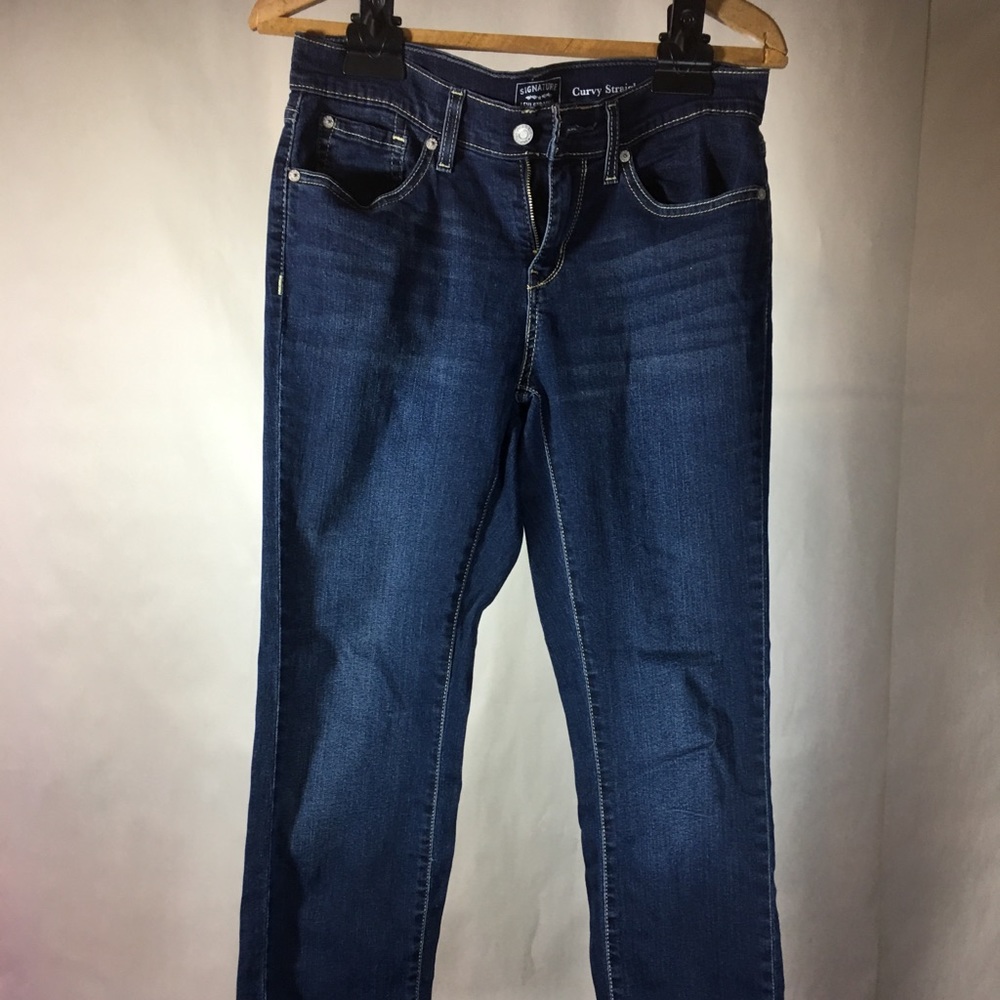 Levi Strauss curvy straight jeans w stretch size 6